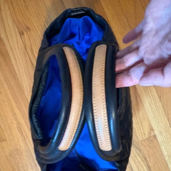 EUC, barely used MZ Wallace Black Leather Quilted Small Metro Deluxe Tote - Picture 7 of 14